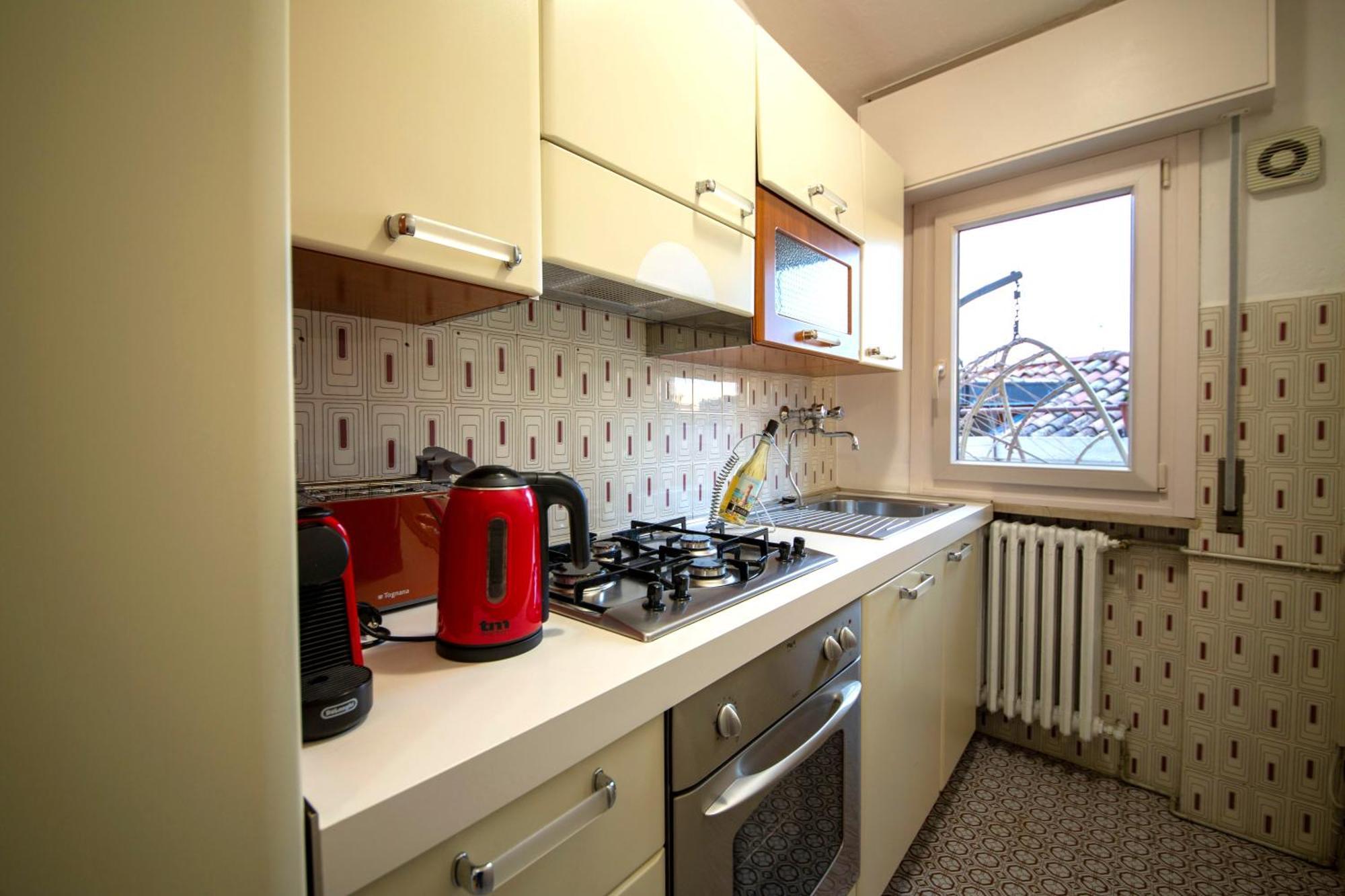 Sirmione4U - Domus By The Castle Apartment Ngoại thất bức ảnh